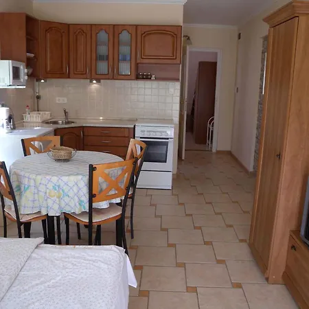 David Apartman *